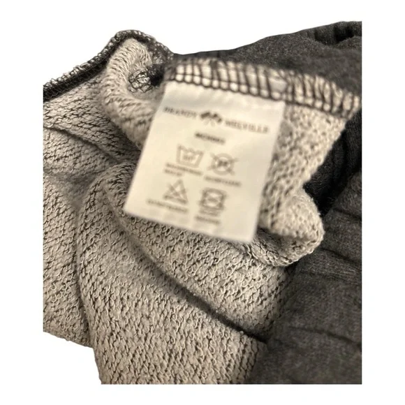 Brandy Melville Gray Sweats Joggers  Pants with Elastic Waistband and Cuffs Flaw - Picture 5 of 5